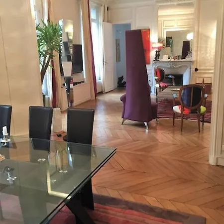 5 Minutes Village Olympique Tour Eiffel Apartment